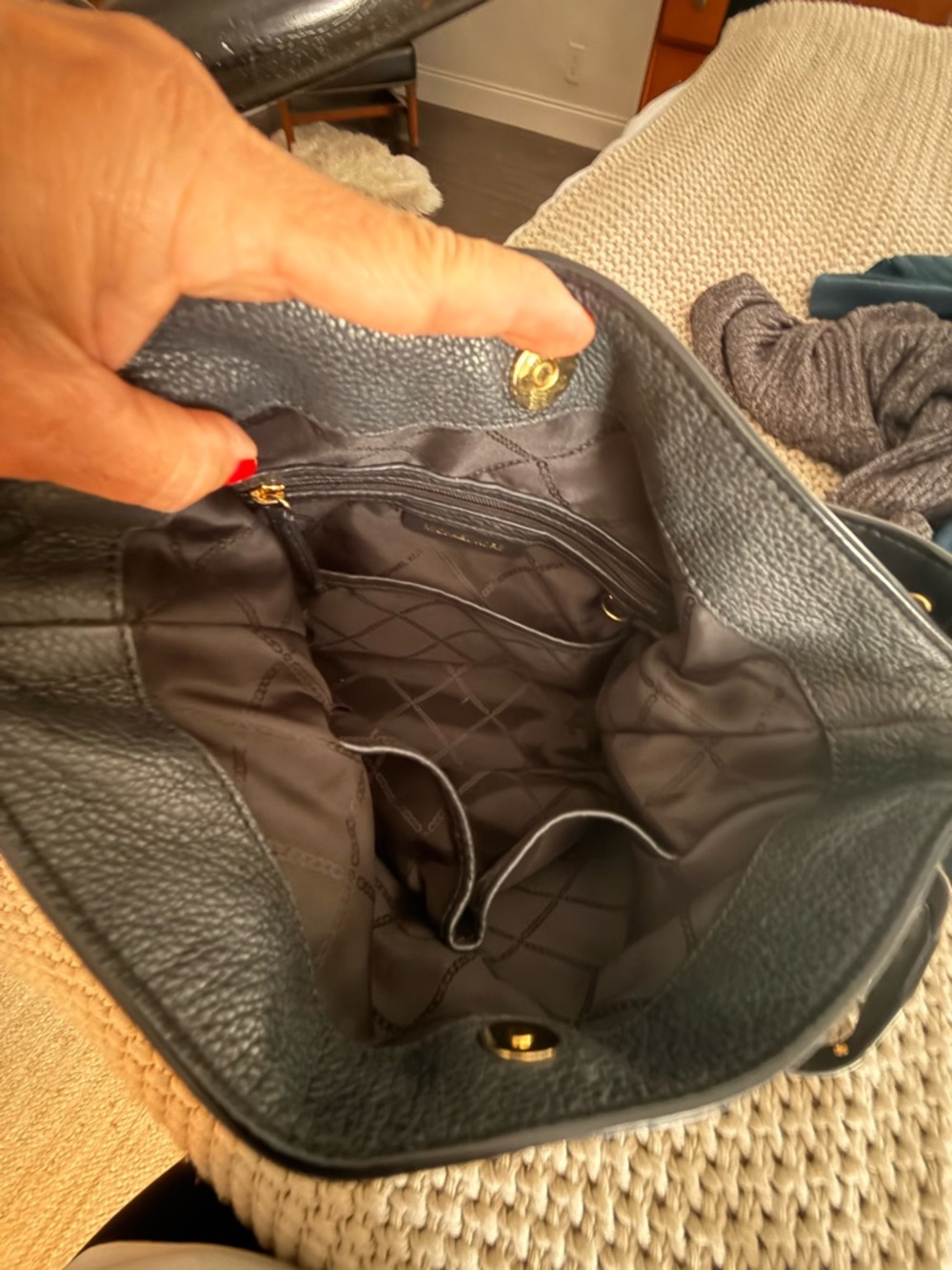 Michael Kors Black Pebbled Leather Shoulder Bucket Bag with Gold Hardware - Picture 5 of 6